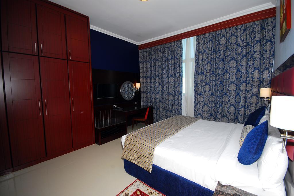 Ramee Rose Hotel Apartments Abu Dhabi Exteriör bild