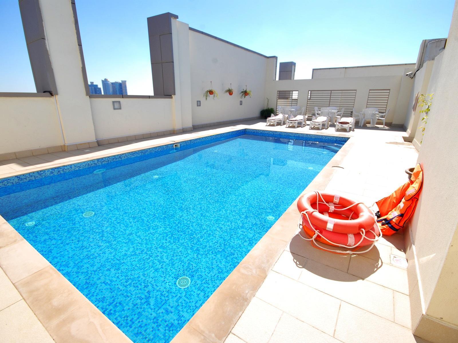 Ramee Rose Hotel Apartments Abu Dhabi Exteriör bild