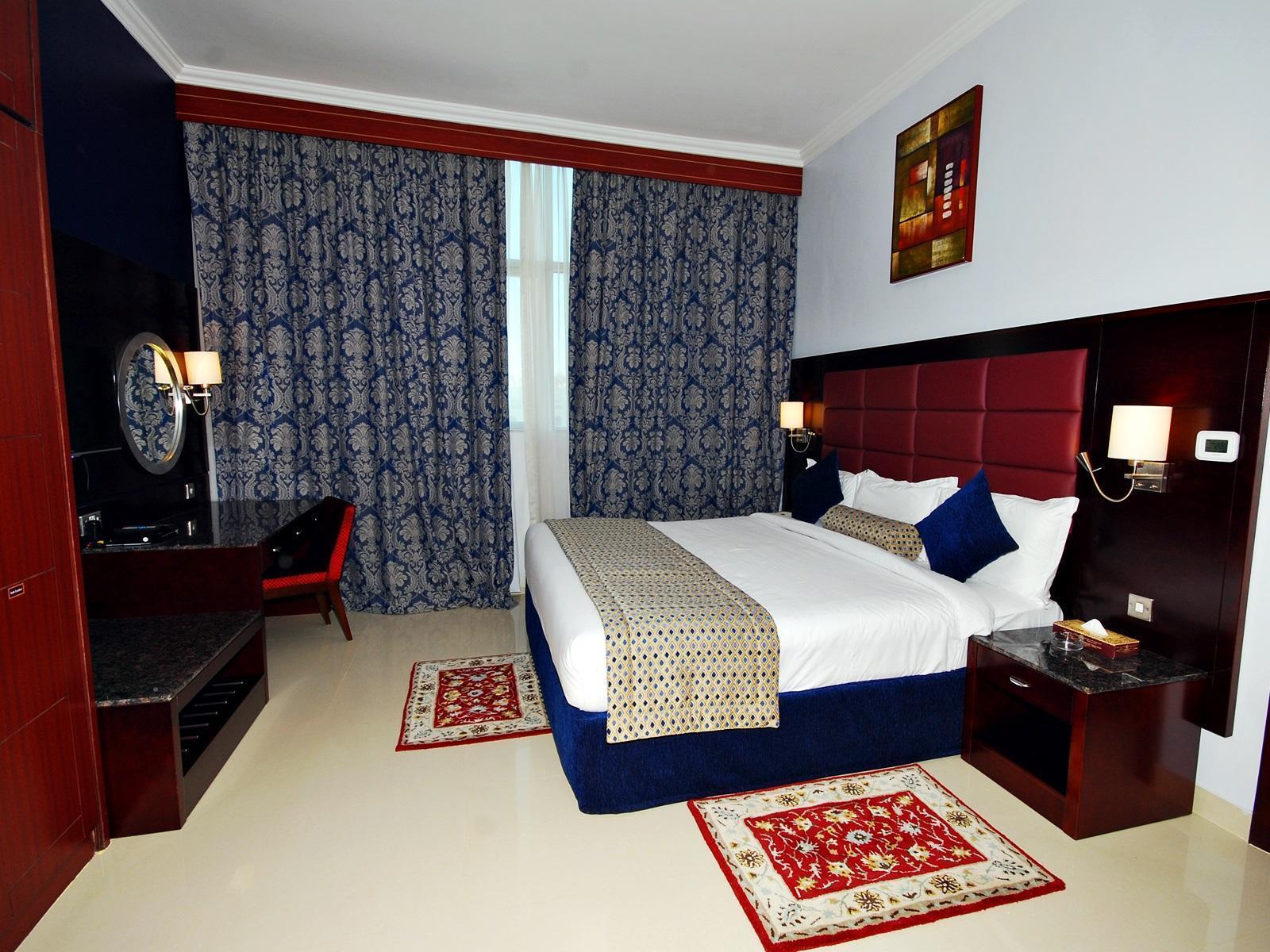 Ramee Rose Hotel Apartments Abu Dhabi Exteriör bild