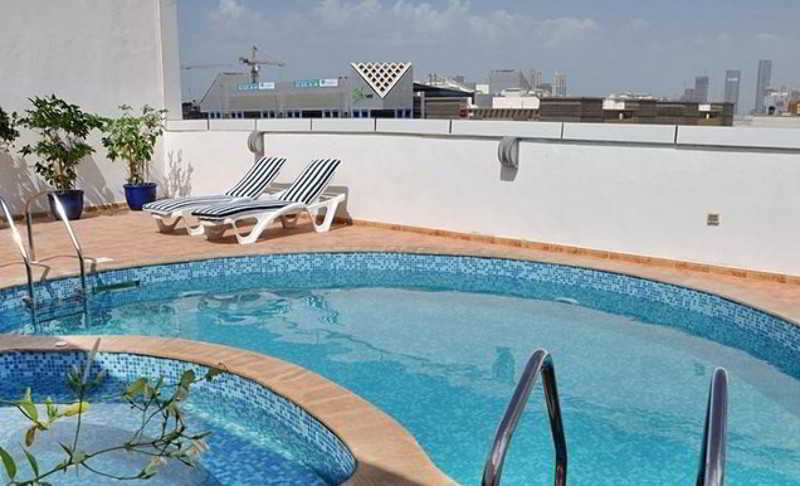 Ramee Rose Hotel Apartments Abu Dhabi Exteriör bild
