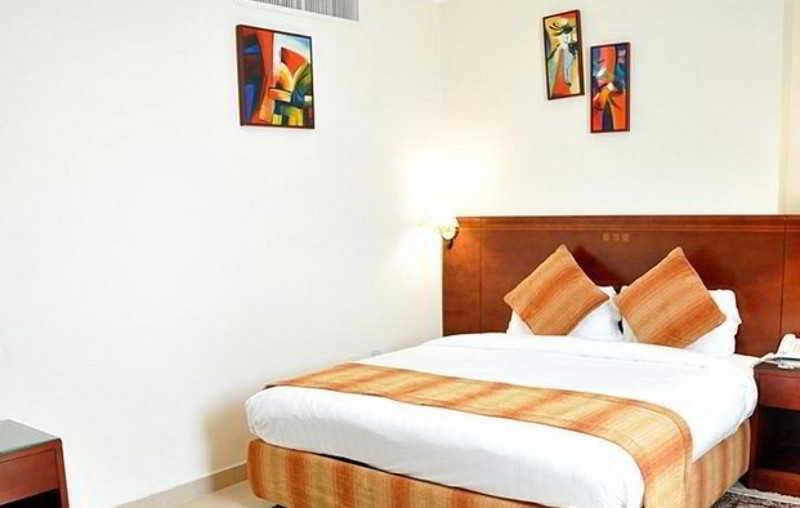 Ramee Rose Hotel Apartments Abu Dhabi Exteriör bild